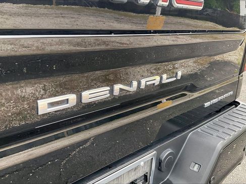 Used 2021 GMC Sierra 1500 Denali w/ Technology Package AWD/4WD image 31