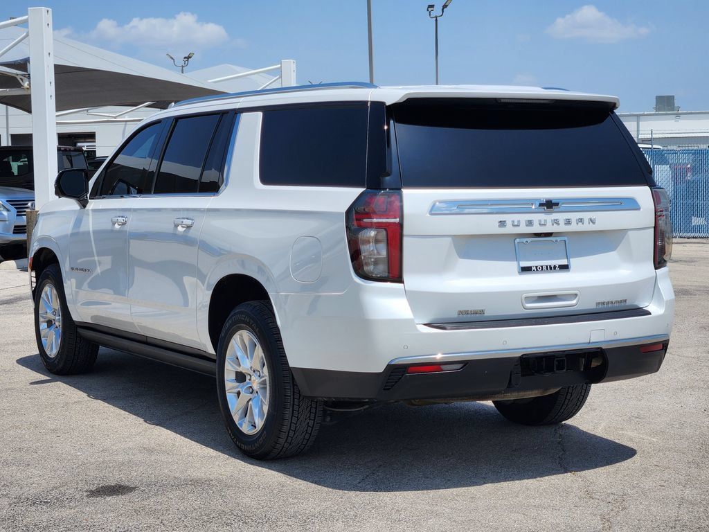 Used 2024 Chevrolet Suburban Premier w/ Premium Package RWD image 7