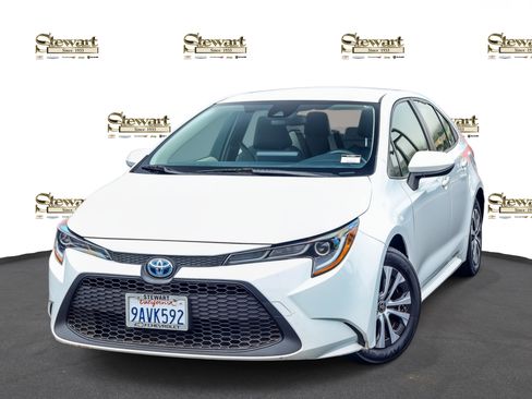 Used 2022 Toyota Corolla LE FWD image 1