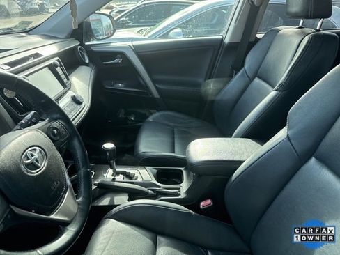 Used 2016 Toyota RAV4 Limited image 4