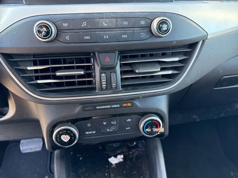 Used 2022 Ford Escape S image 24