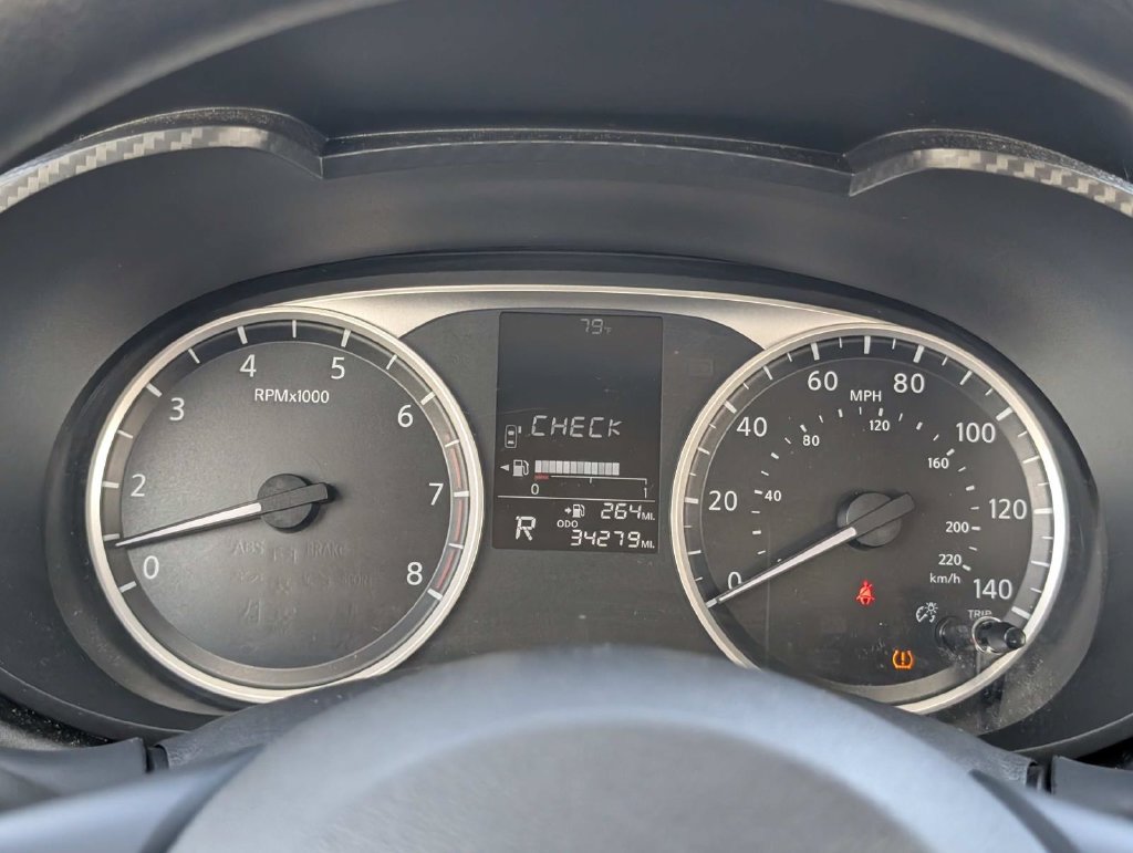 Used 2025 Nissan Versa S FWD image 25