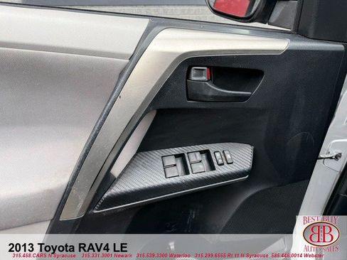 Used 2013 Toyota RAV4 LE FWD image 15