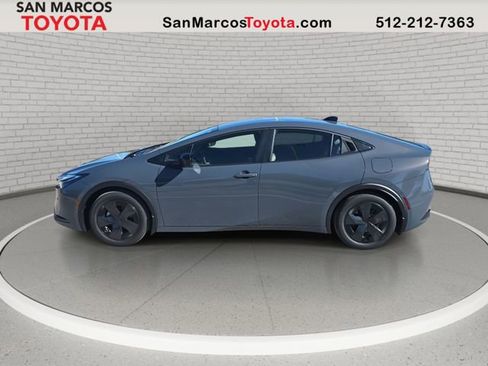 New 2026 Toyota Prius LE image 8