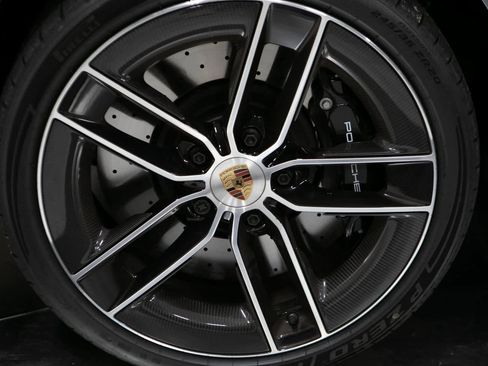 Certified 2025 Porsche 911 Targa 4 GTS image 11