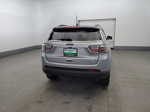 Used 2020 Jeep Compass Latitude image 7