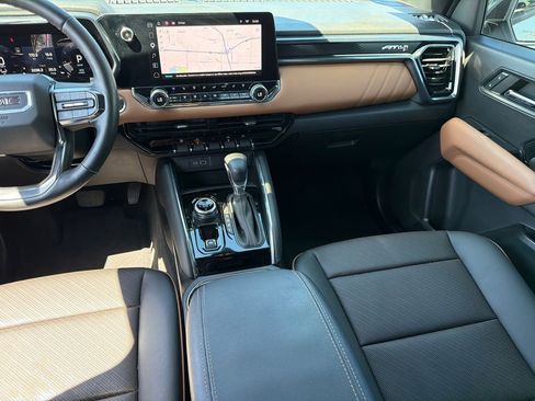 Used 2024 GMC Canyon AT4 w/ AT4 Premium Package image 16