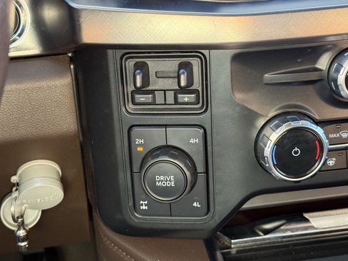 Used 2023 Ford F250 King Ranch image 5