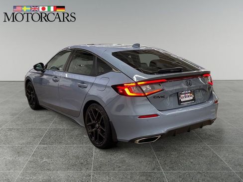 Used 2022 Honda Civic Sport Touring image 5
