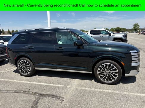 Used 2026 Hyundai Palisade Calligraphy AWD/4WD image 2