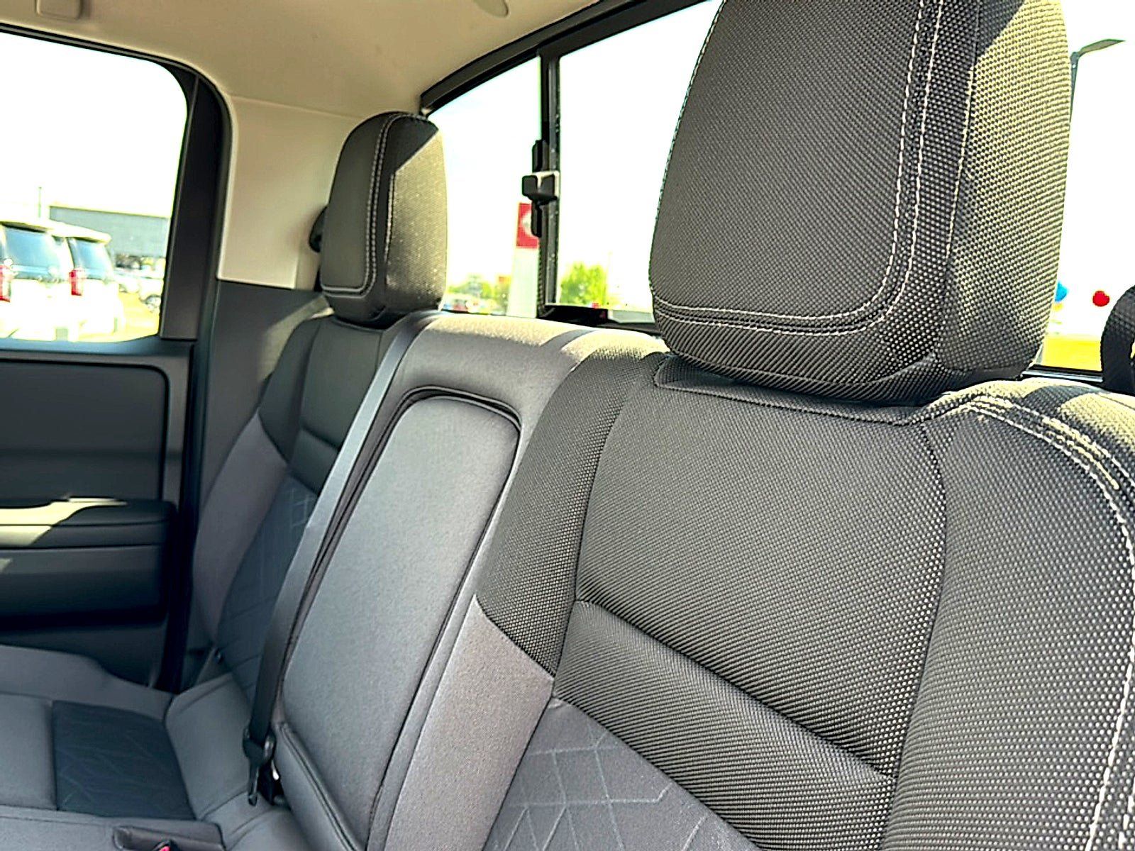 New 2027 Nissan Frontier SV w/ All-Weather Content Package RWD image 16