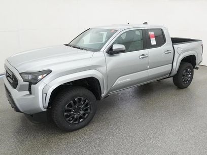 New 2025 Toyota Tacoma SR5
