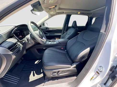 Certified 2026 INFINITI QX60 Luxe w/ Cargo Package FWD image 23