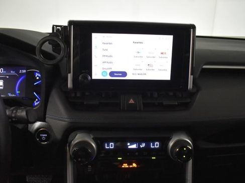 Used 2023 Toyota RAV4 SE AWD/4WD image 18