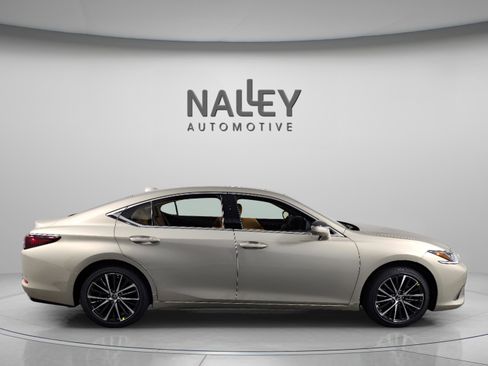 New 2025 Lexus ES 350 w/ Premium Package image 6