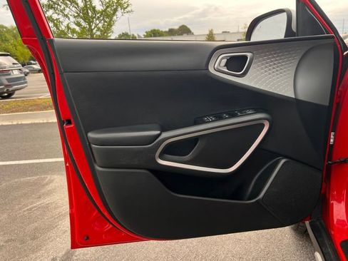 Used 2020 Kia Soul X-Line FWD image 10