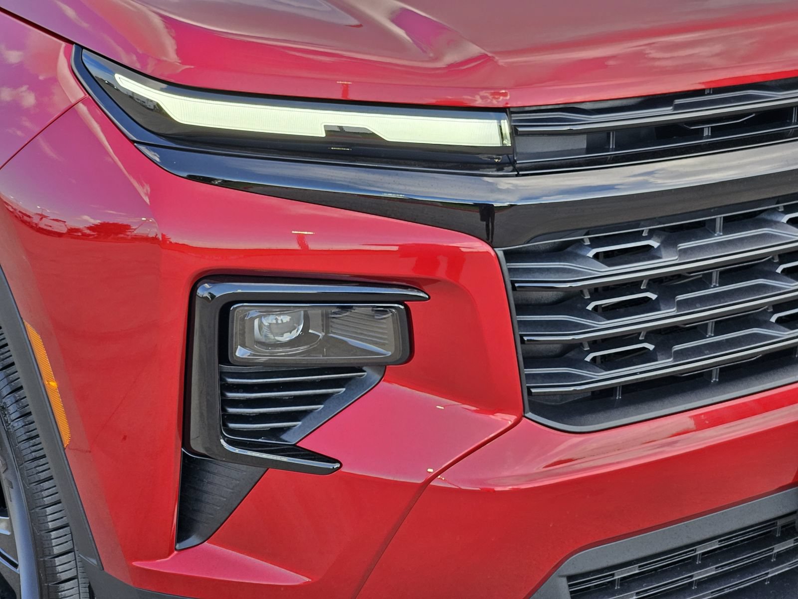 New 2027 Chevrolet Traverse LT w/ Midnight/Sport Edition FWD image 9