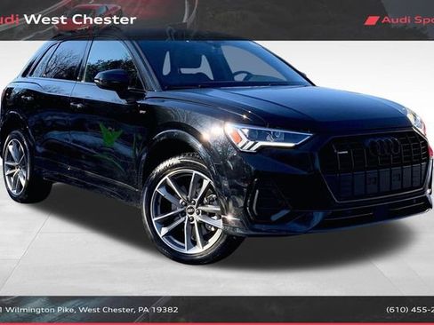 Used 2025 Audi Q3 2.0T Premium w/ Convenience Package image 1
