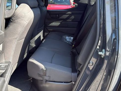 Used 2025 Toyota Tacoma SR5 image 15