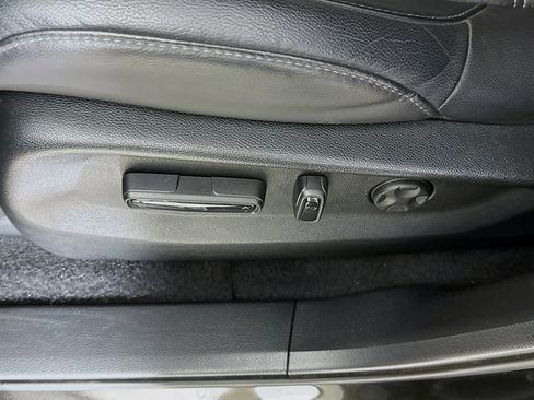 Used 2018 Honda CR-V EX-L image 22