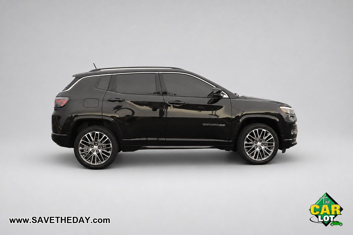 Used 2022 Jeep Compass Limited w/ Elite Group AWD/4WD image 9