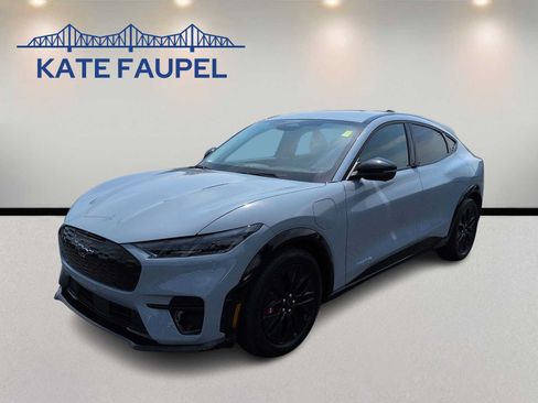 Certified 2025 Ford Mustang Mach-E Premium w/ Sport Appearance Package AWD/4WD image 3