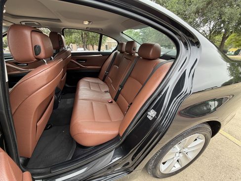 Used 2011 BMW 528i Sedan RWD image 17