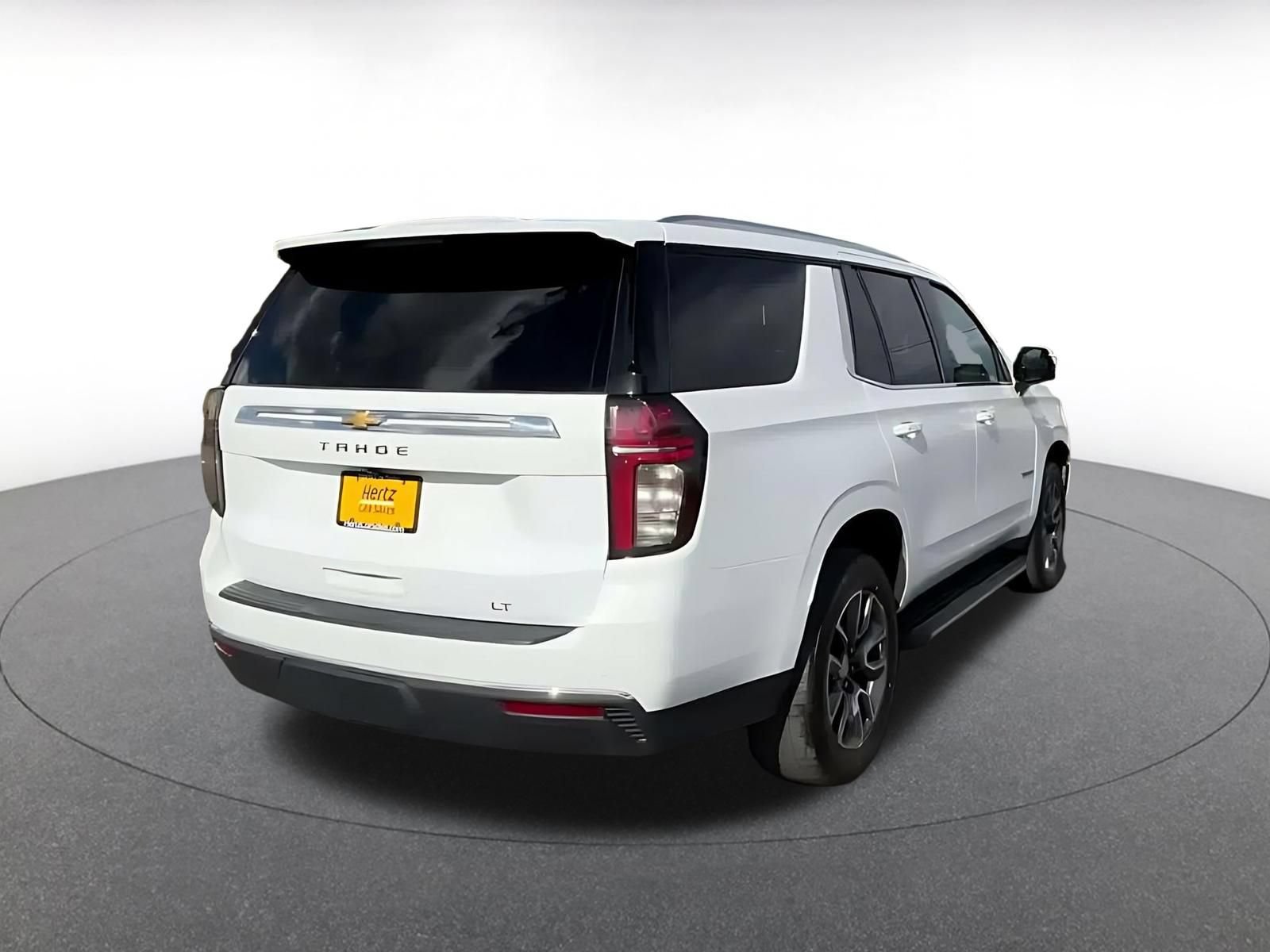 Used 2023 Chevrolet Tahoe LT w/ Luxury Package AWD/4WD image 13