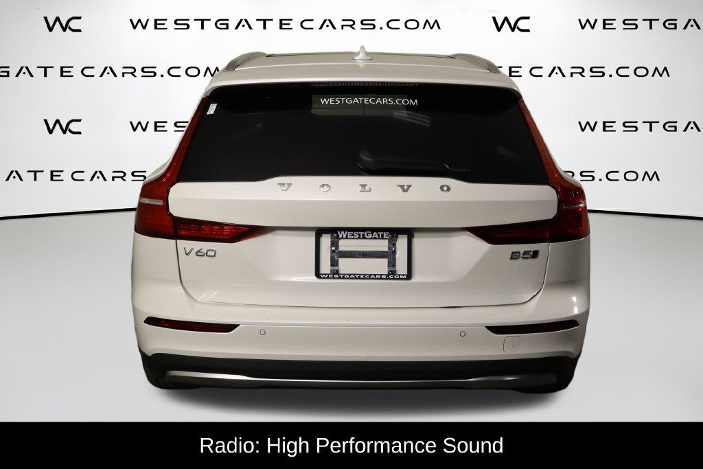 Used 2026 Volvo V60 B5 Cross Country Plus AWD/4WD image 4