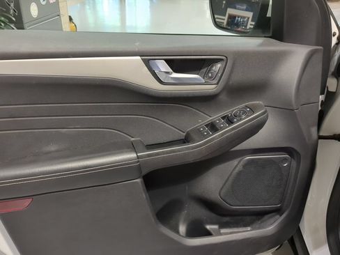 Used 2022 Ford Escape SEL AWD/4WD image 18