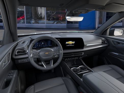 New 2026 Chevrolet Traverse LT image 15