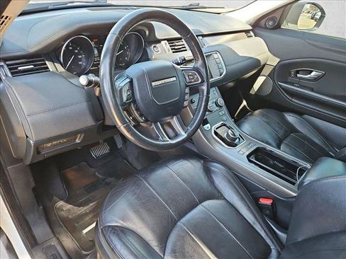 Used 2019 Land Rover Range Rover Evoque SE AWD/4WD image 12