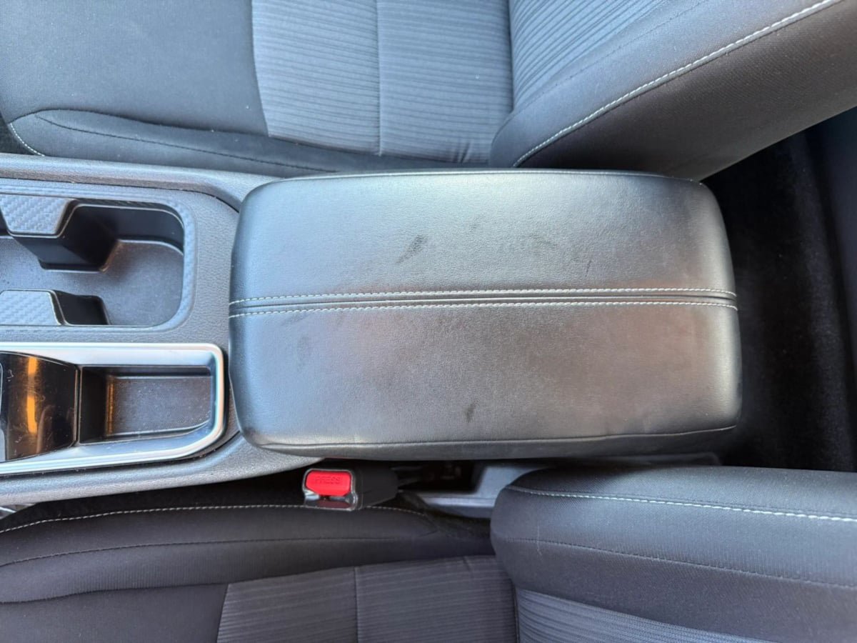 Used 2024 Nissan Sentra SV FWD image 34