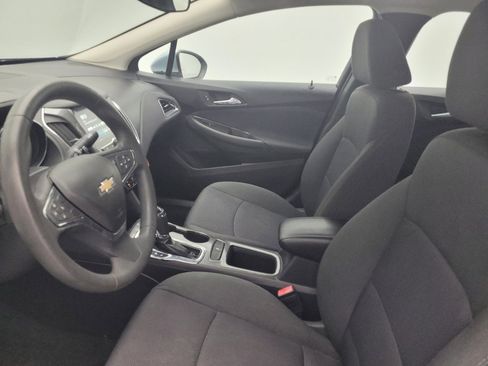 Used 2018 Chevrolet Cruze LT w/ LT Fleet Convenience Package image 17