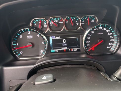 Used 2017 Chevrolet Silverado 1500 LT w/ All Star Edition image 13