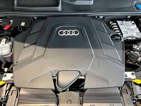 Used 2025 Audi Q7 3.0T Premium Plus w/ Premium Plus Package AWD/4WD image 31