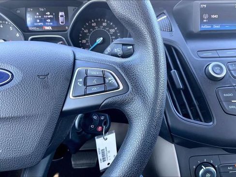 Used 2018 Ford Focus SE image 19