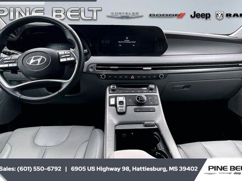 Used 2025 Hyundai Palisade SEL image 13