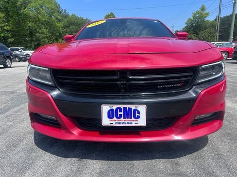 Used 2015 Dodge Charger R/T w/ Plus Group RWD image 2