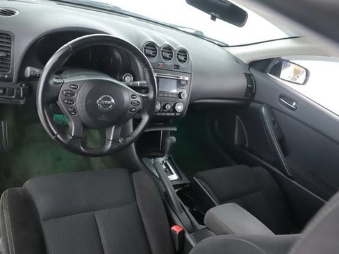 Used 2011 Nissan Altima 2.5 S w/ 2.5S Premium Pkg FWD image 17