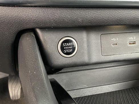 Used 2021 Nissan Rogue SV image 23