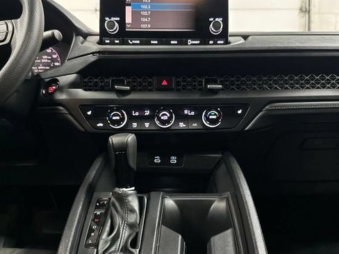 Used 2025 Honda Accord SE image 24
