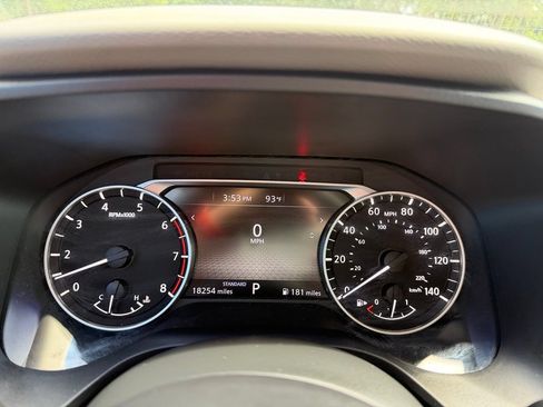 Used 2023 Nissan Rogue SV FWD image 20