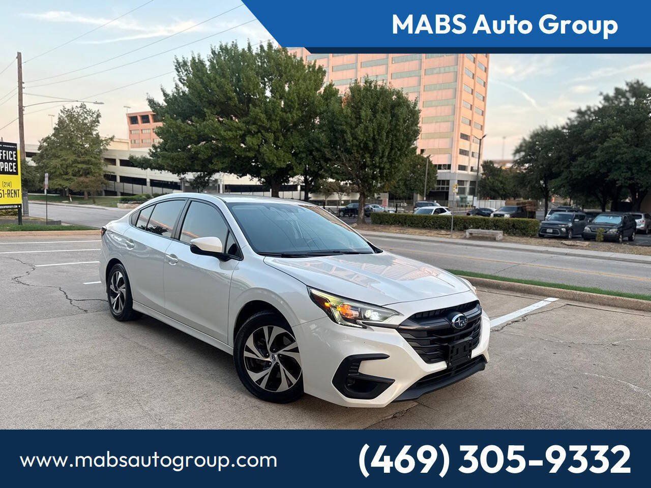 Used 2023 Subaru Legacy Premium AWD/4WD image 1