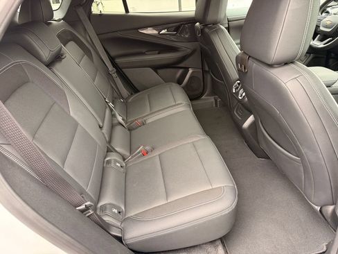 Used 2024 Chevrolet Blazer EV LT AWD/4WD image 18
