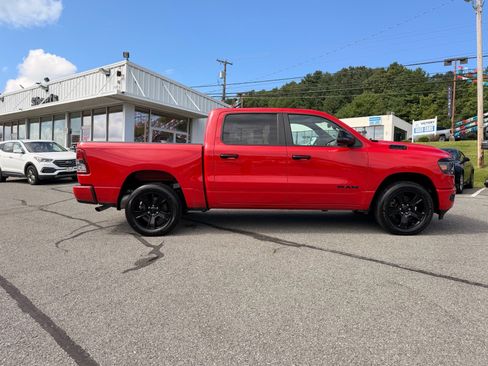 Used 2024 RAM 1500 Big Horn AWD/4WD image 7