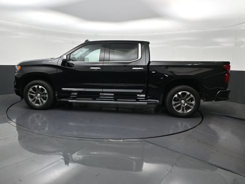 Used 2023 Chevrolet Silverado 1500 High Country w/ Technology Package RWD image 2