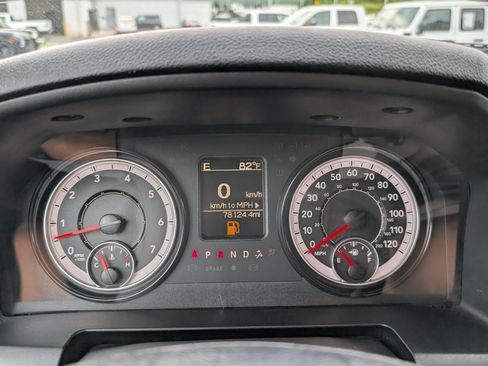 Used 2022 RAM 1500 Classic SLT RWD image 20