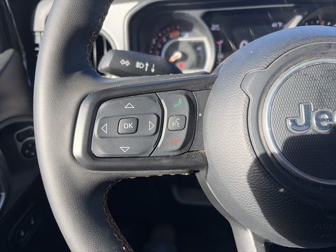 Used 2024 Jeep Wrangler Sport S image 17