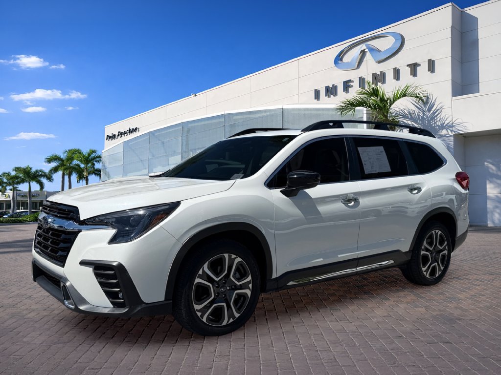 Used 2024 Subaru Ascent Touring AWD/4WD image 3